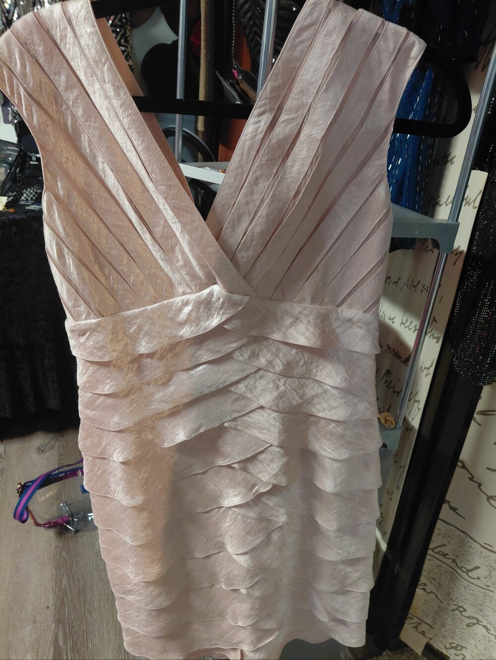 Adrianna Papell Blush Pink Pleated V-Neck Layered Cocktail Dress